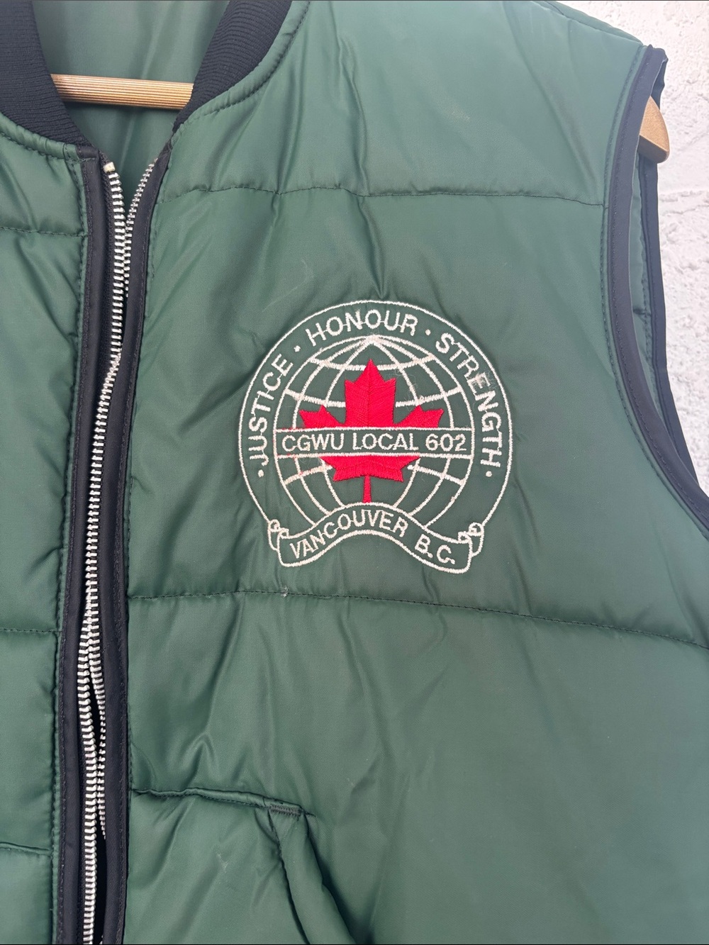 Vintage Green Quilted Puffer Vest with Workwear Patch - Picture 3 of 6